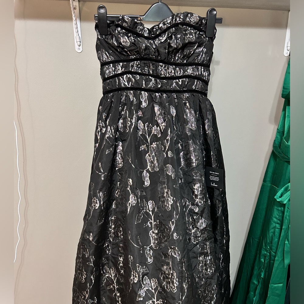 Sleek Shine Black and Silver Floral Jacquard Lace-Up Maxi Dress